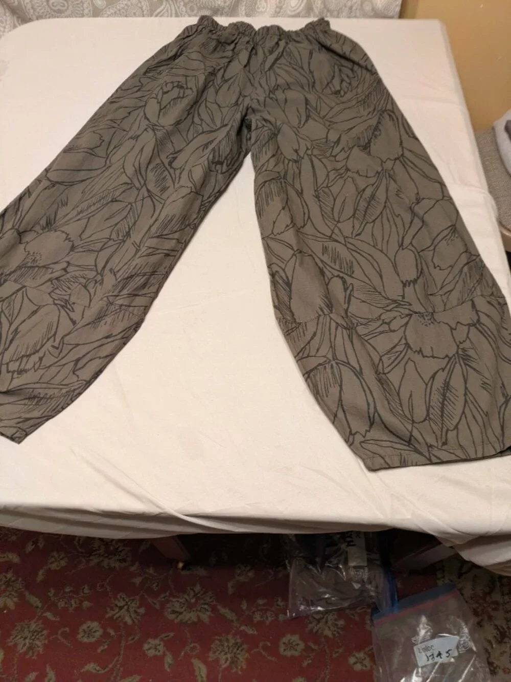Bryn Walker Harem Pants Olive Green Floral Balloon Lagenlook Cropped Elastic - Picture 7 of 9